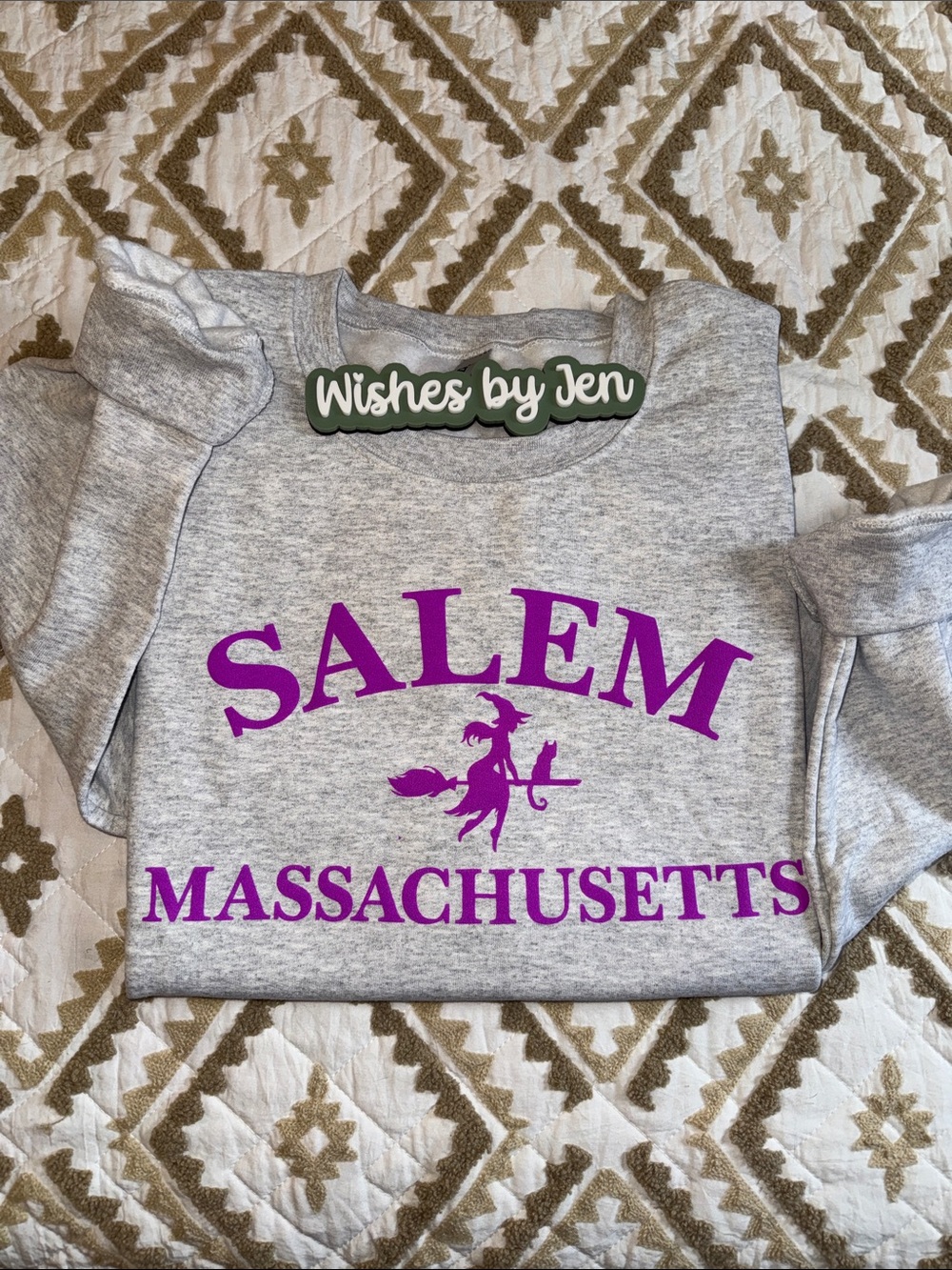 Puff print Halloween Salem Massachusetts sweatshirt